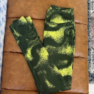 Gymshark  size M  Leggings in Olive & Neon Yellow